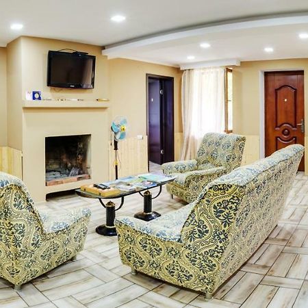 Guest House Mart Villa Martvili Exteriör bild
