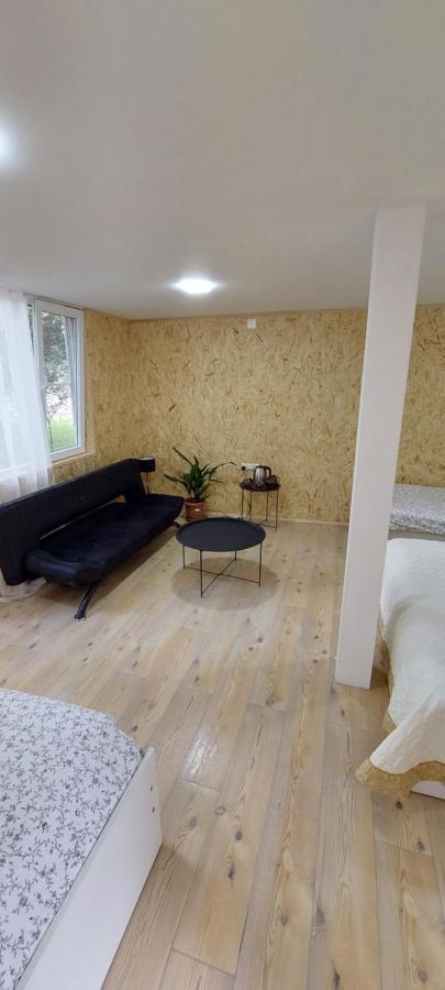 Guest House Mart Villa Martvili Exteriör bild