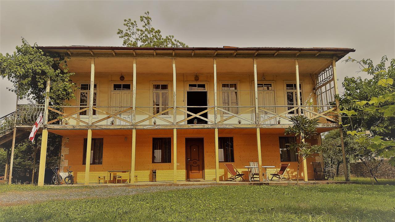 Guest House Mart Villa Martvili Exteriör bild